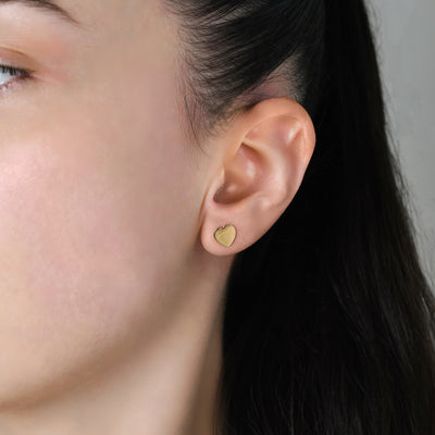 Von Treskow Yg Mini Flat Heart Studs - Gold